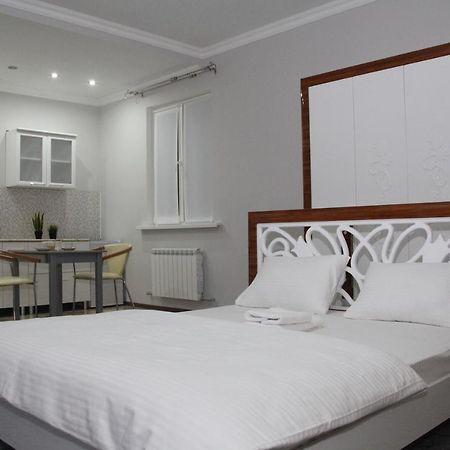 Sarai-Batu Guest House Aτιράου Εξωτερικό φωτογραφία