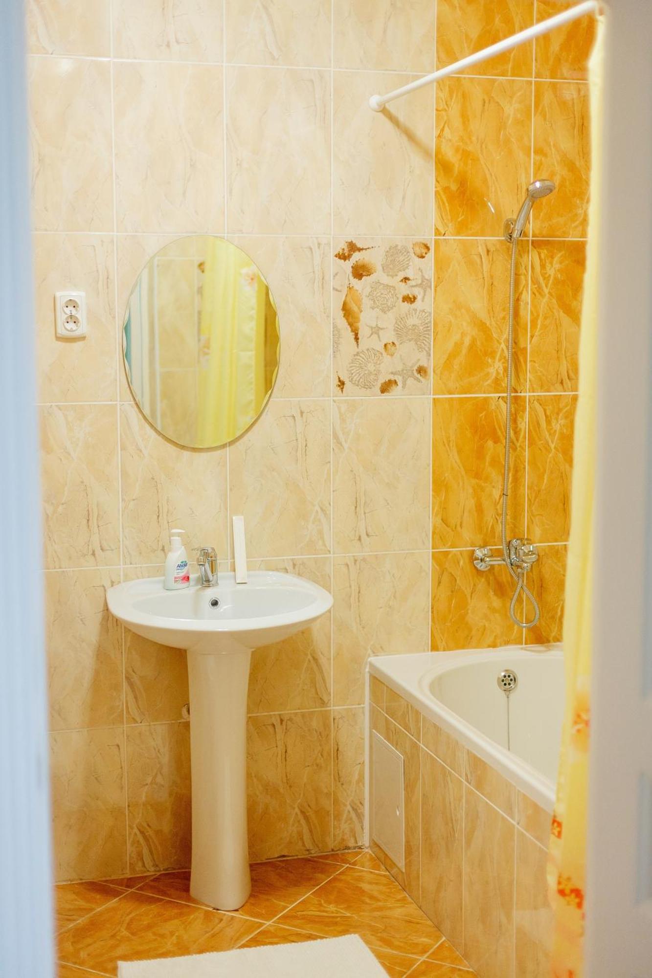 Sarai-Batu Guest House Aτιράου Εξωτερικό φωτογραφία