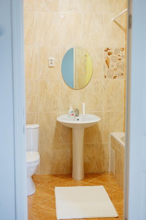 Sarai-Batu Guest House Aτιράου Δωμάτιο φωτογραφία